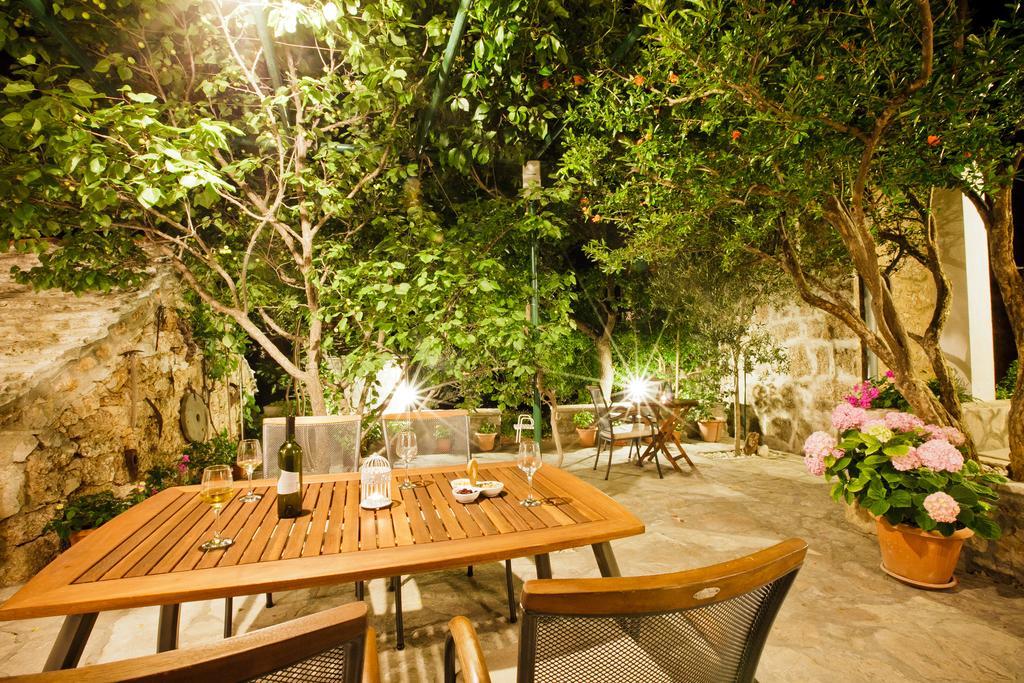 Paradise Stone Apartments Бол Екстер'єр фото